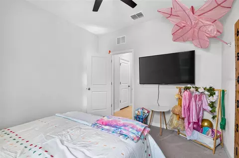 Bedroom - 12473 Dora Trl, Parrish, FL 34219 photo 4 of 7