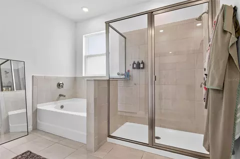 Bath - 12473 Dora Trl, Parrish, FL 34219 photo 3 of 4