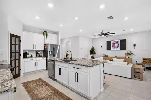 Kitchen - 12473 Dora Trl, Parrish, FL 34219 photo 3 of 4