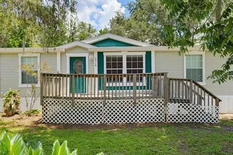 2516 Mobilaire Dr, Lutz, FL 33559
