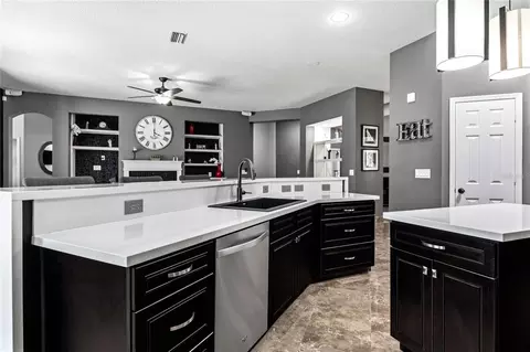 5522 Reflections Blvd, Lutz, FL 33558 photo 10