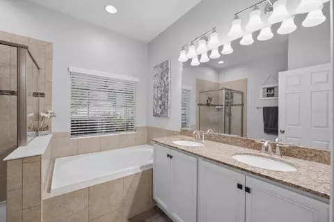 Bath - 2814 Maple Brook Loop, Lutz, FL 33558 photo 1 of 4