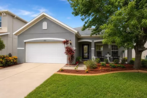 Exterior - 2814 Maple Brook Loop, Lutz, FL 33558 photo 10 of 11