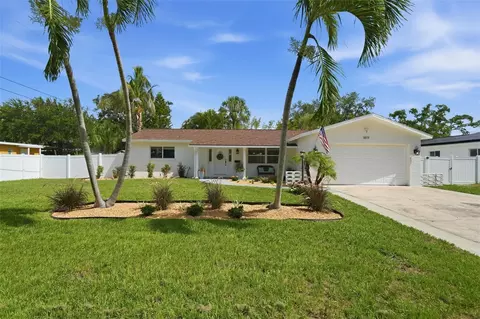 1819 Maryland Ave NE, Saint Petersburg, FL 33703