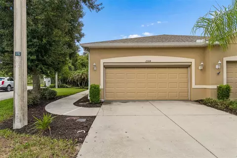 2304 Oakley Green Dr #61, Sun City Center, FL 33573
