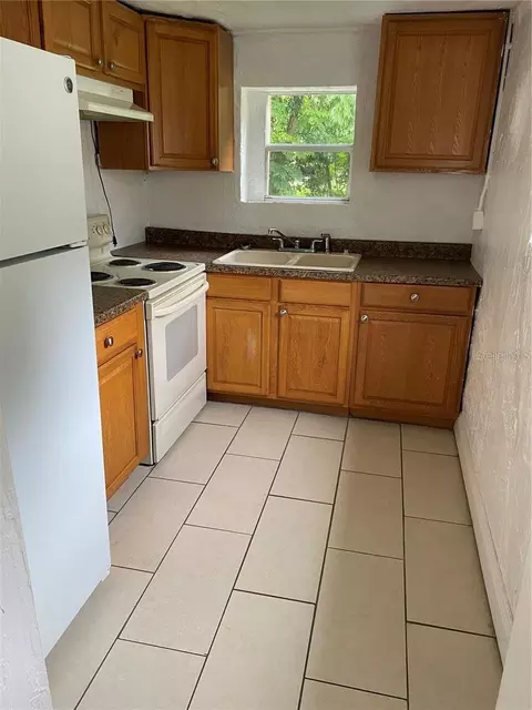 Kitchen - 414 NW 9th Ave, Ocala, FL 34475 photo 1 of 1