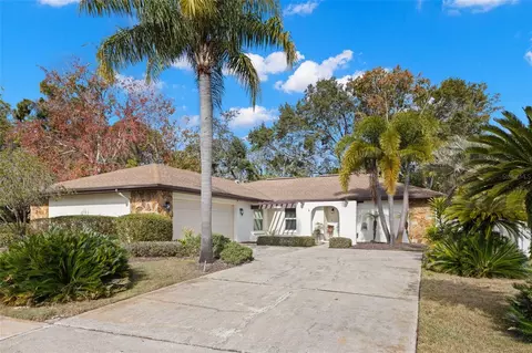 3420 Hyde Park Dr, Clearwater, FL 33761