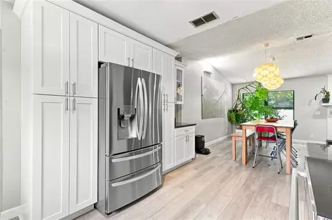 Kitchen - 3944 NE 7th St, Ocala, FL 34470 photo 4 of 4