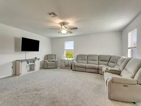 Living - 7008 Norris Landing Pl, Parrish, FL 34219 photo 3 of 5