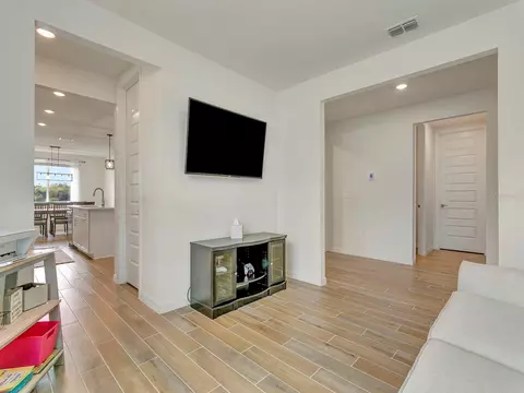 Entry Way - 7008 Norris Landing Pl, Parrish, FL 34219 photo 2 of 3