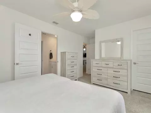 Bedroom - 7008 Norris Landing Pl, Parrish, FL 34219 photo 9 of 10