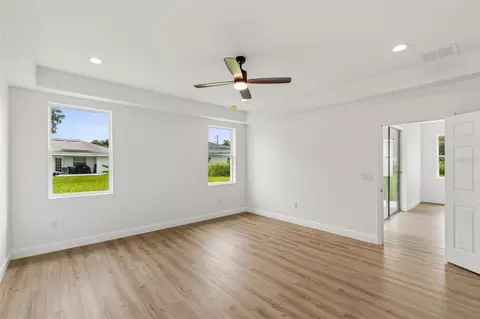 Living - 2523 Avenue E SW, Winter Haven, FL 33880 photo 7 of 7