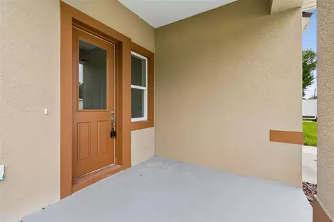 Exterior - 2523 Avenue E SW, Winter Haven, FL 33880 photo 2 of 9