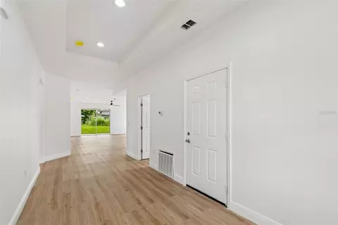 Entry Way - 2523 Avenue E SW, Winter Haven, FL 33880 photo 1 of 2