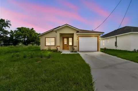 Exterior - 2523 Avenue E SW, Winter Haven, FL 33880 photo 4 of 9