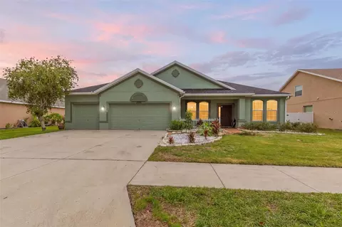 2206 Via Cortona St, Plant City, FL 33566