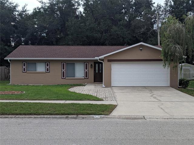 333 Brandywine Dr, Valrico, FL 33594