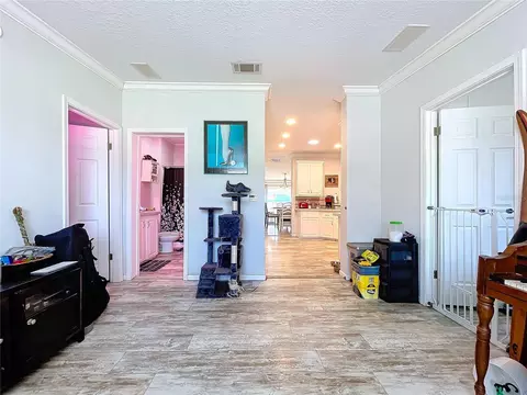 Entry Way - 14890 Cr 757, Webster, FL 33597 photo 3 of 3