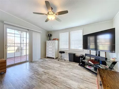 Living - 14890 Cr 757, Webster, FL 33597 photo 6 of 6