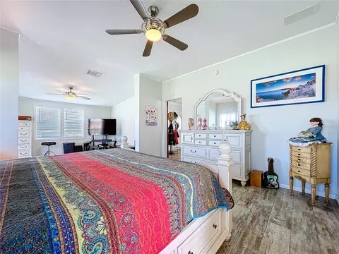 Bedroom - 14890 Cr 757, Webster, FL 33597 photo 2 of 9