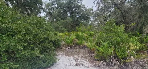 200 Red Fox Dr, Sebring, FL 33876 photo 2