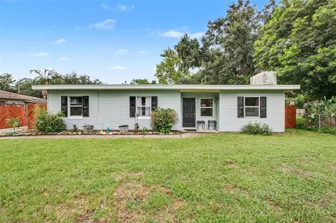 231 1st St, Chuluota, FL 32766