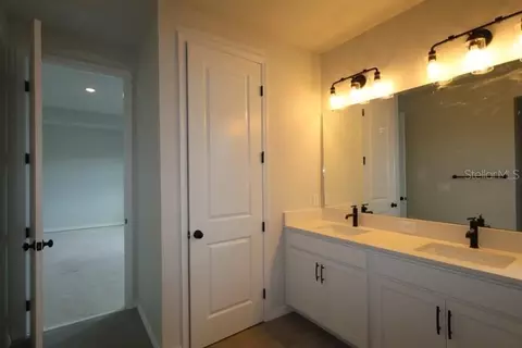 Bath - 5831 Native Oak St, Mount Dora, FL 32757 photo 2 of 2