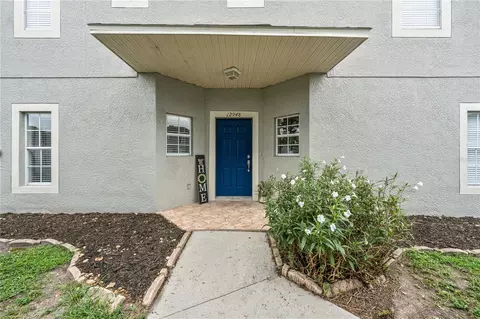 12948 Kings Crossing Dr, Gibsonton, FL 33534