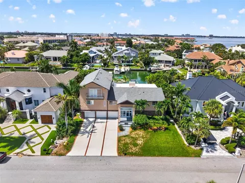 113 7th St E, Saint Petersburg, FL 33715