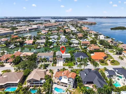 113 7th St E, Saint Petersburg, FL 33715