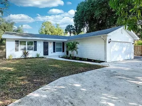 120 Avenida De Baha, Nokomis, FL 34275