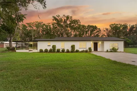 606 S Wiggins Rd, Plant City, FL 33566
