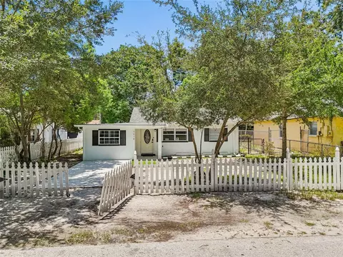 Exterior - 1614 E Maple Ave, Tampa, FL 33604 photo 21 of 22