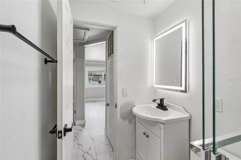 Bath - 1614 E Maple Ave, Tampa, FL 33604 photo 3 of 3