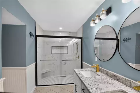 Bath - 408 Palm Ave, Ormond Beach, FL 32174 photo 6 of 8