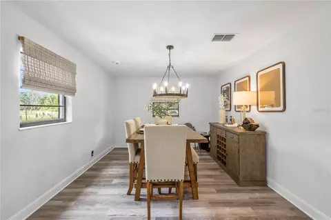 Dining - 2118 E Keysville Rd, Lithia, FL 33547 photo 3 of 3