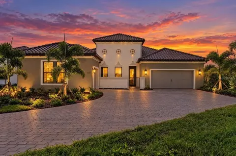 332 Bocelli Dr, North Venice, FL 34275