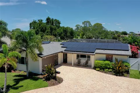5119 Venetian Blvd NE, Saint Petersburg, FL 33703