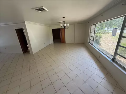 Living - 1015 E Mann Rd, Bartow, FL 33830 photo 1 of 7