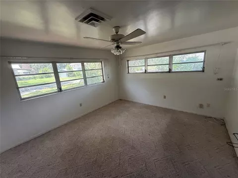 Bedroom - 1015 E Mann Rd, Bartow, FL 33830 photo 2 of 4