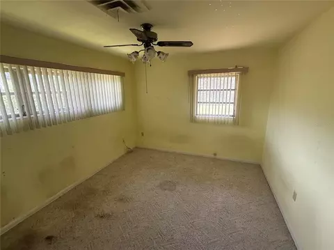 Bedroom - 1015 E Mann Rd, Bartow, FL 33830 photo 3 of 4
