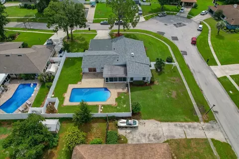 107 Elm Sq S, Lakeland, FL 33813