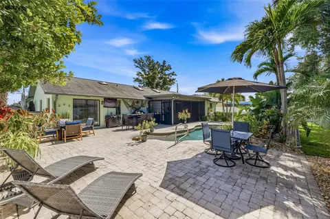 Exterior - 10752 126th Ave, Largo, FL 33778 photo 10 of 13