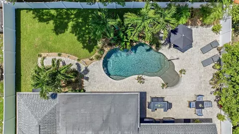Exterior - 10752 126th Ave, Largo, FL 33778 photo 13 of 13