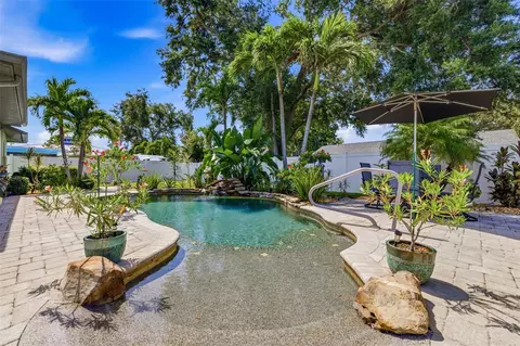 Exterior - 10752 126th Ave, Largo, FL 33778 photo 7 of 13
