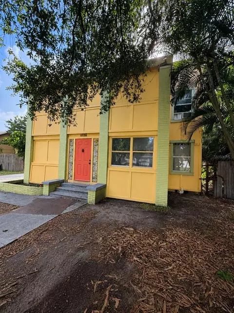 1726 Newark St S, Saint Petersburg, FL 33711