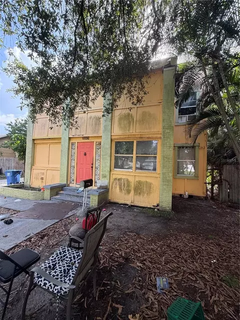 1726 Newark St S, Saint Petersburg, FL 33711