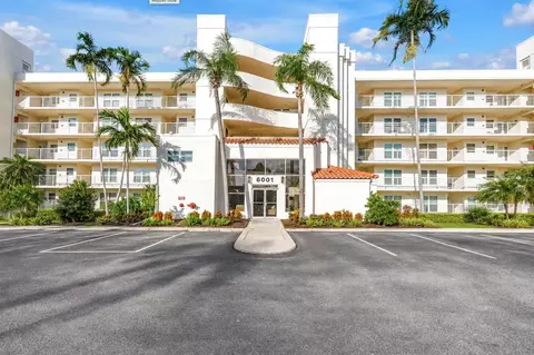 6001 Bahia Del Mar Cir #428, Saint Petersburg, FL 33715