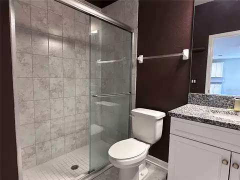 Bath - 4917 Eagle Rock Dr, Wimauma, FL 33598 photo 4 of 4