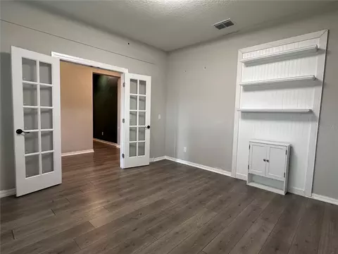 Living - 4917 Eagle Rock Dr, Wimauma, FL 33598 photo 1 of 8